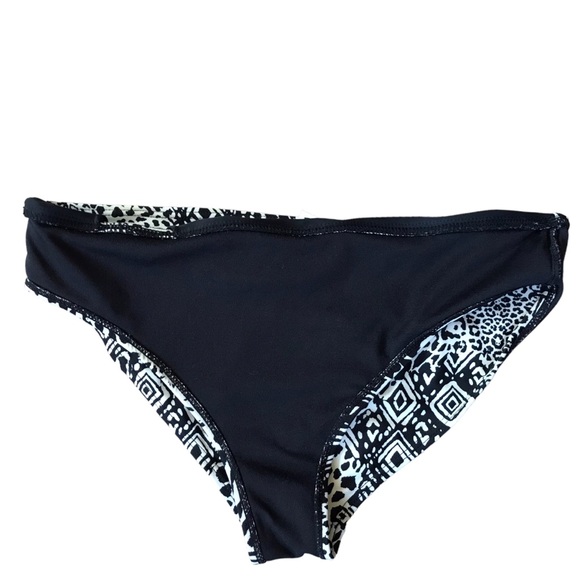 Attention Swimwear Tankini Medium Top Small Bottom Black And White Animal Print - Picture 11 of 12